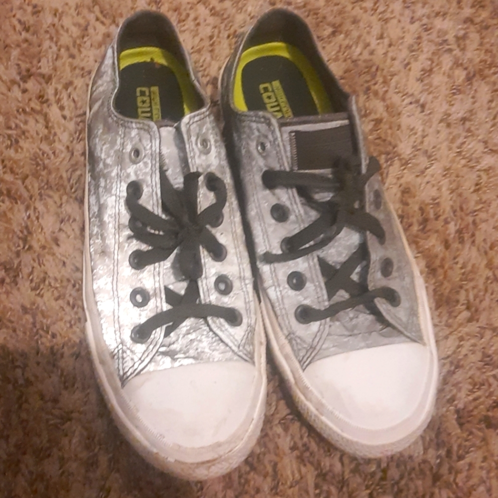 Converse womens size 9
